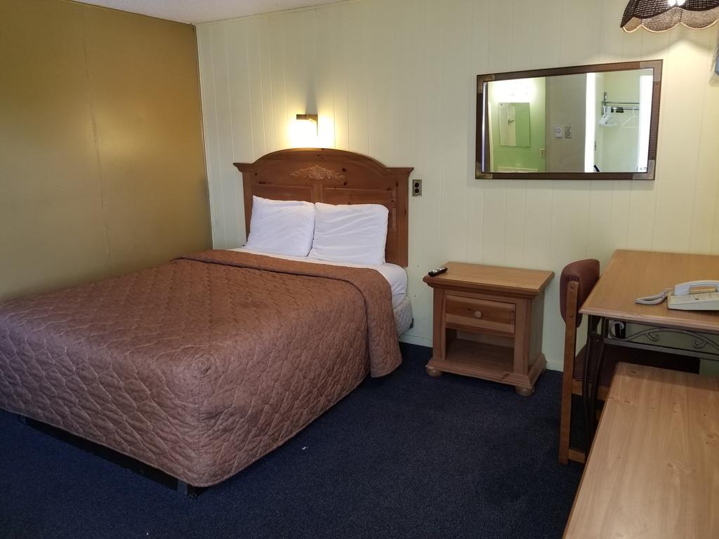 Rodeway Inn La Crosse Extérieur photo