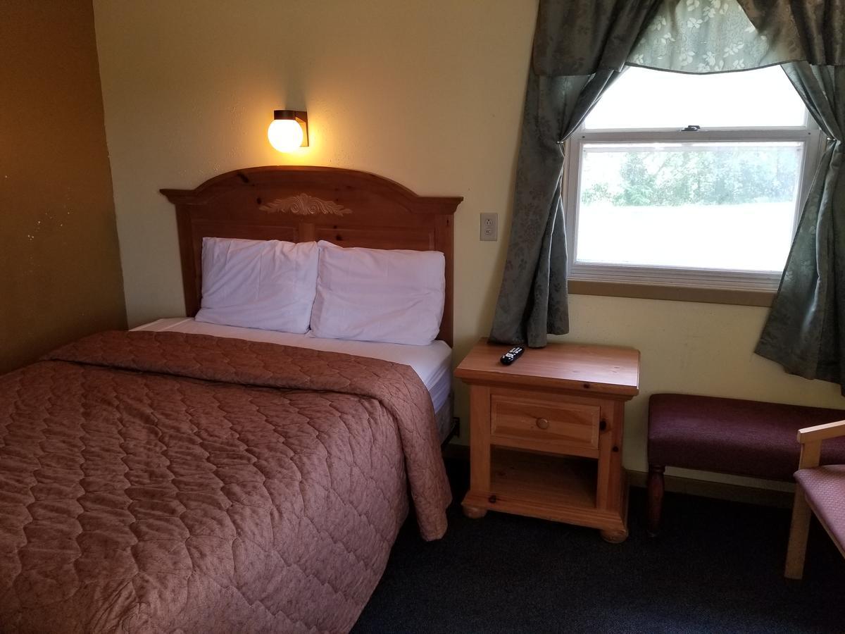 Rodeway Inn La Crosse Extérieur photo